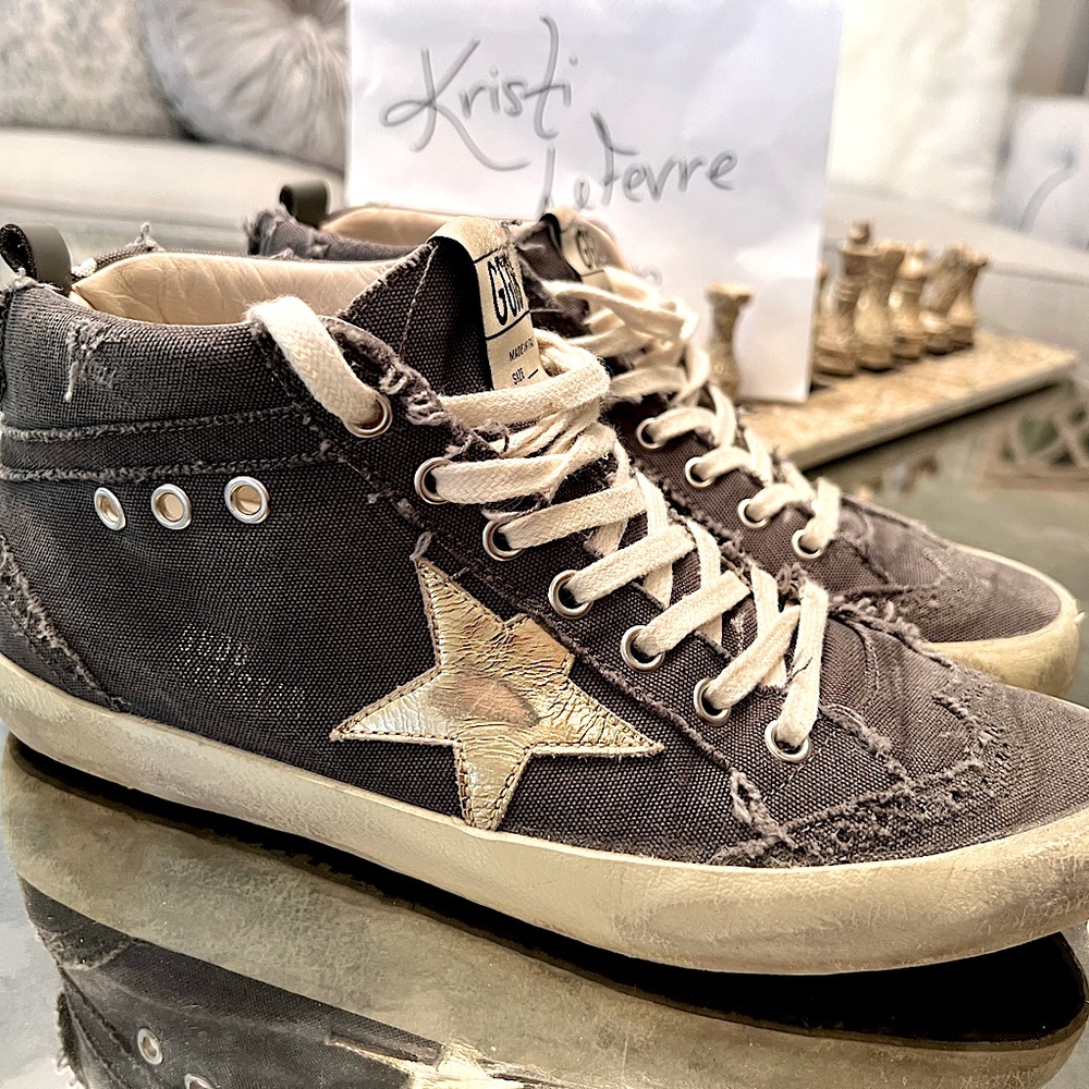Golden goose Midstars. Size 39 which is an 8.5-9